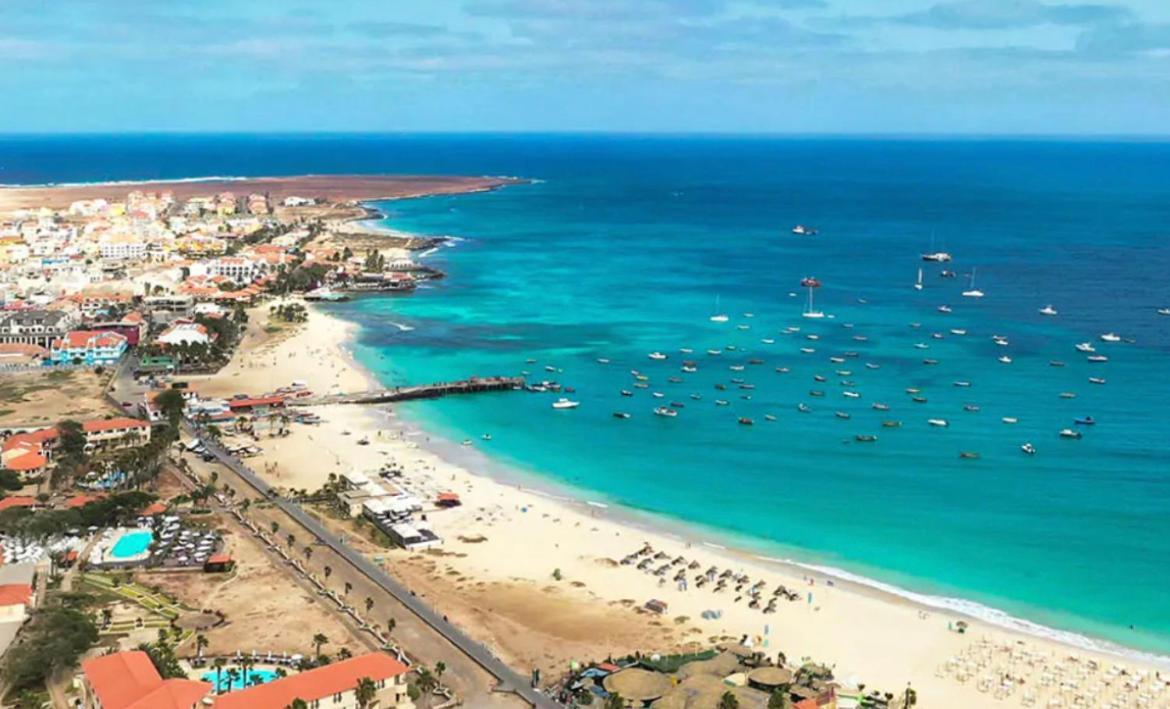 Kyaala Djadsal Moradias Pool&Sea Apartment Santa Maria Bagian luar foto