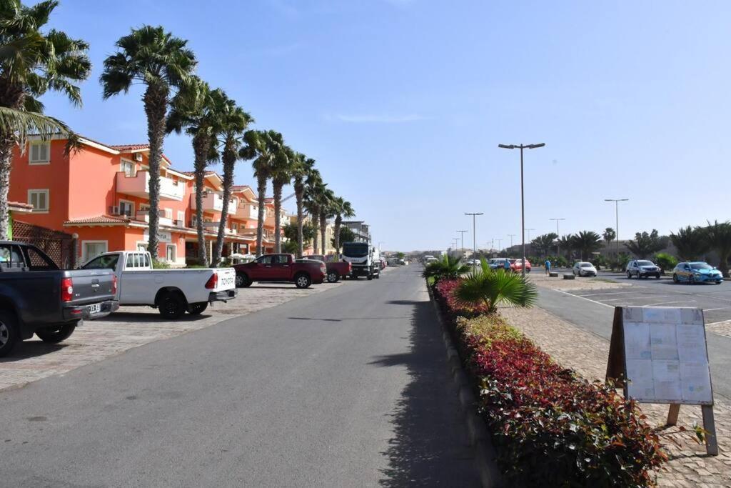 Kyaala Djadsal Moradias Pool&Sea Apartment Santa Maria Bagian luar foto