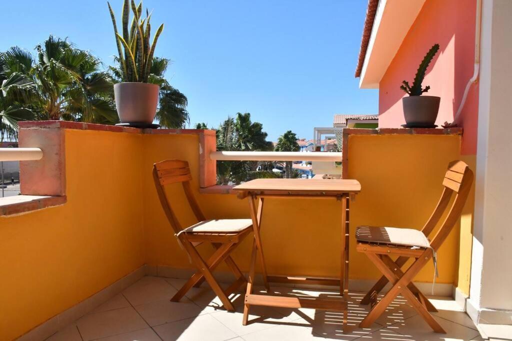 Kyaala Djadsal Moradias Pool&Sea Apartment Santa Maria Bagian luar foto